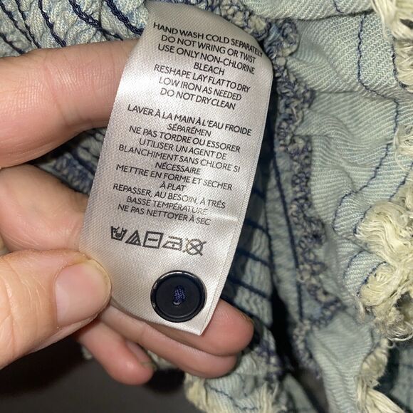 Pilcro Anthropologie Western Antique Denim Smocked Crop Frayed Button Blouse M - Picture 12 of 13